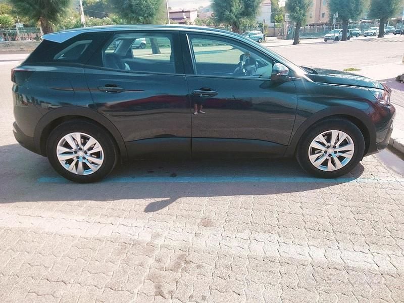 Usata Peugeot 3008 Allure 131 CV (96 kW) 2018 Station wagon