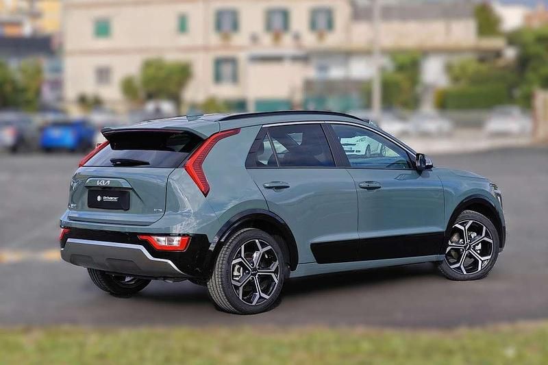 Usata Kia Niro Style 141 CV (103 kW) 2023 Blu SUV
