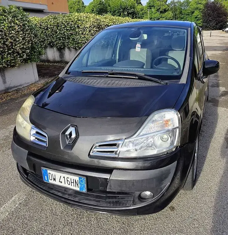 Usata Renault Modus 75 CV (55 kW) 2006 Monovolume
