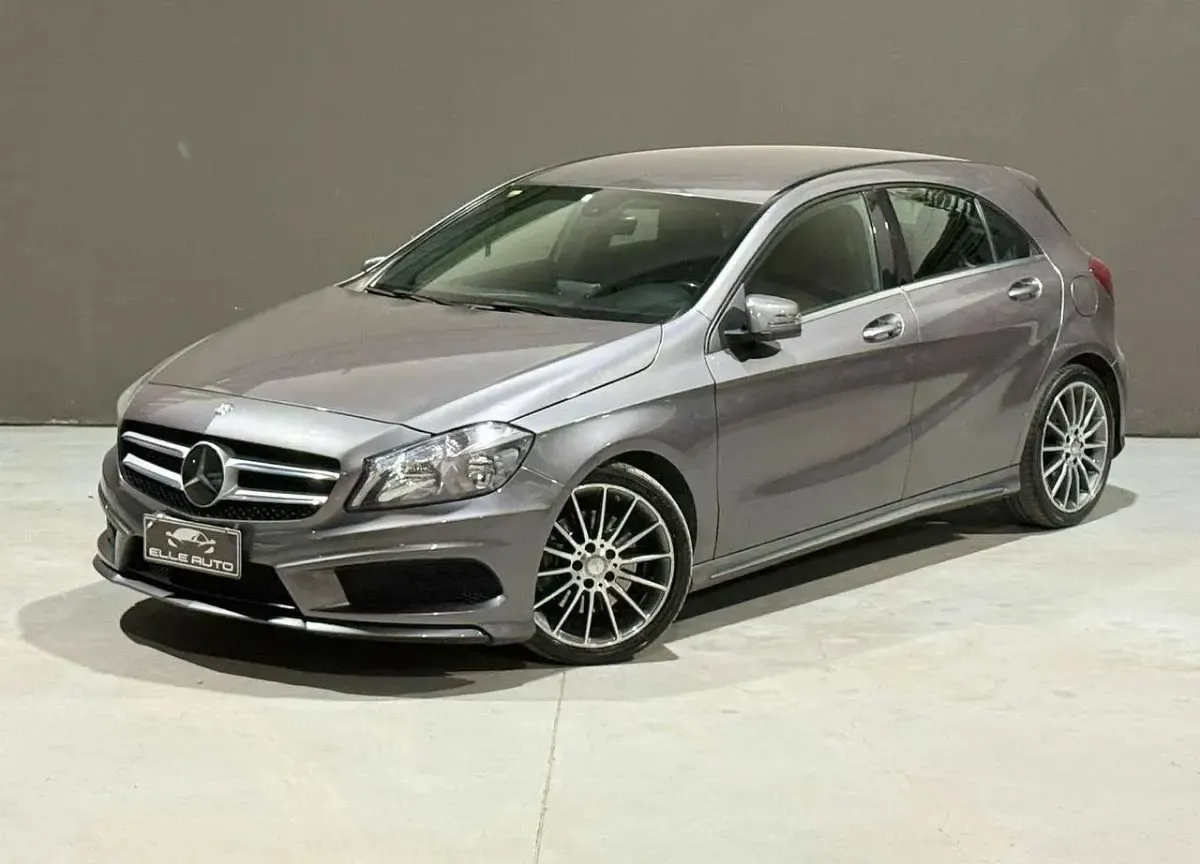 Usata Mercedes A250 Premium 211 CV (155 kW) 2014 Grigio Berlina