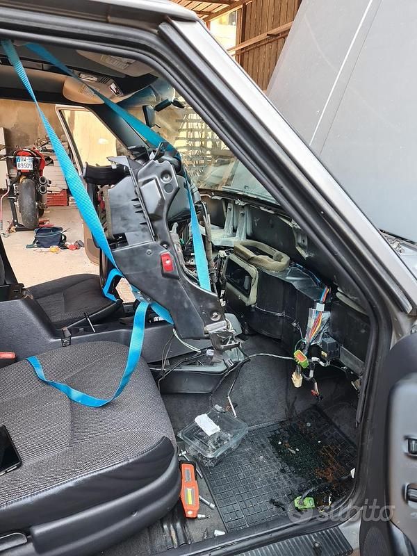 Usata Jeep Cherokee 2001 Grigio SUV