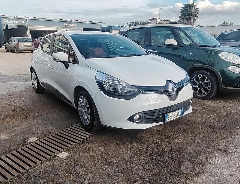 Usata Renault Clio IV 75 CV (55 kW) 2015 Bianco Berlina