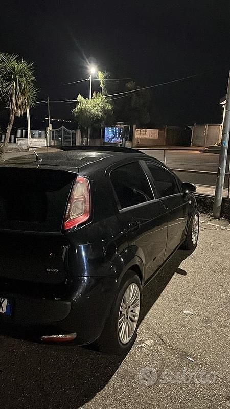 Usata Fiat Punto Evo 75 CV (55 kW) 2009 Nero Utilitaria