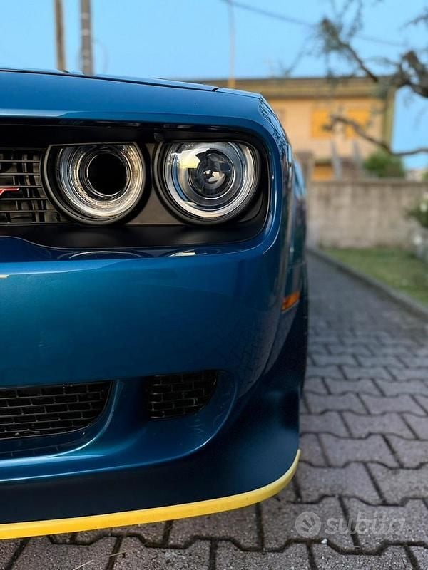 Usata Dodge Challenger 492 CV (361 kW) 2024 Blu