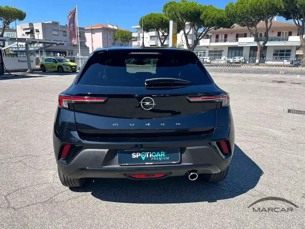 Usata Opel Mokka Elegance 101 CV (74 kW) 2023 Nero SUV