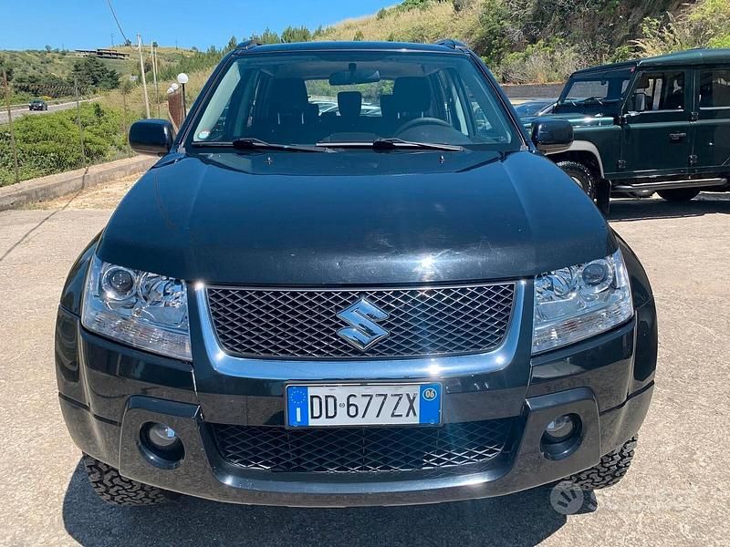 Usata Suzuki Grand Vitara 129 CV (94 kW) 2006 Nero SUV