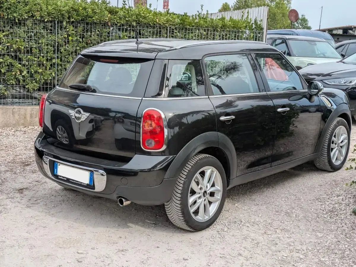 Usata Mini Countryman 98 CV (72 kW) 2012 Nero SUV
