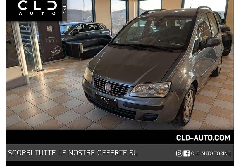 Usata Fiat Idea Dynamic 69 CV (50 kW) 2010 Grey dark Monovolume