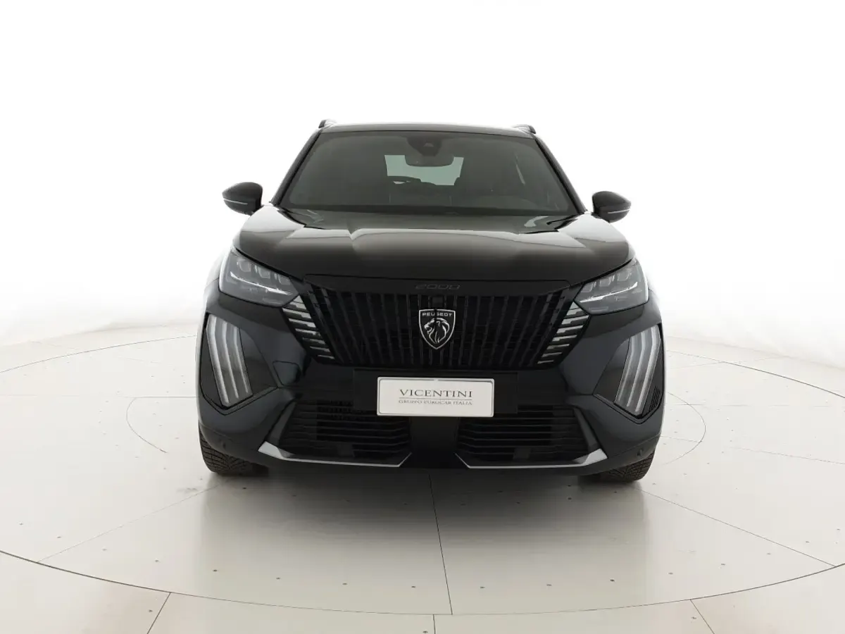 Usata Peugeot 2008 GT 130 CV (95 kW) 2024 SUV