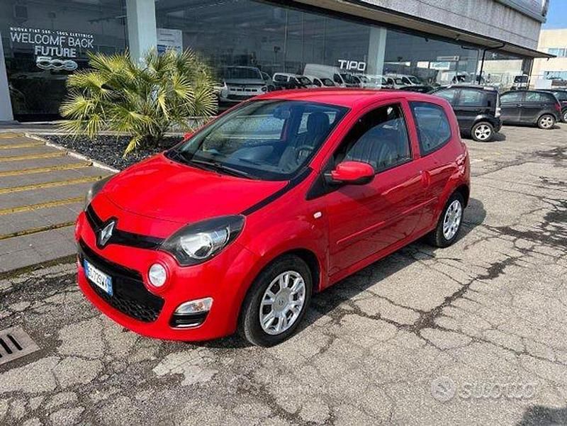 Gebraucht Renault Twingo 75 PS (55 kW) 2012 Rot Kleinwagen