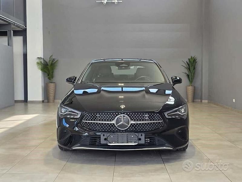 Nero Usata 2024 Mercedes CLA180 Advanced Berlina | 35.990 € (Cara) - Immagine 1/4