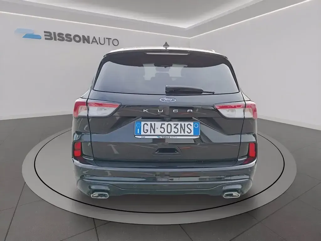 Usata Ford Kuga ST-Line 120 CV (88 kW) 2023 Nero met. SUV