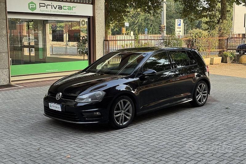 Nero Usata 2016 VW Golf VII Edition Due volumi | 11.000 € (Buon prezzo) - Immagine 1/3