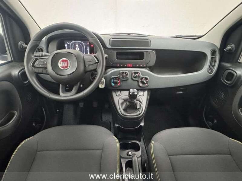 Usata Fiat Panda S 70 CV (51 kW) 2024 Blu Utilitaria