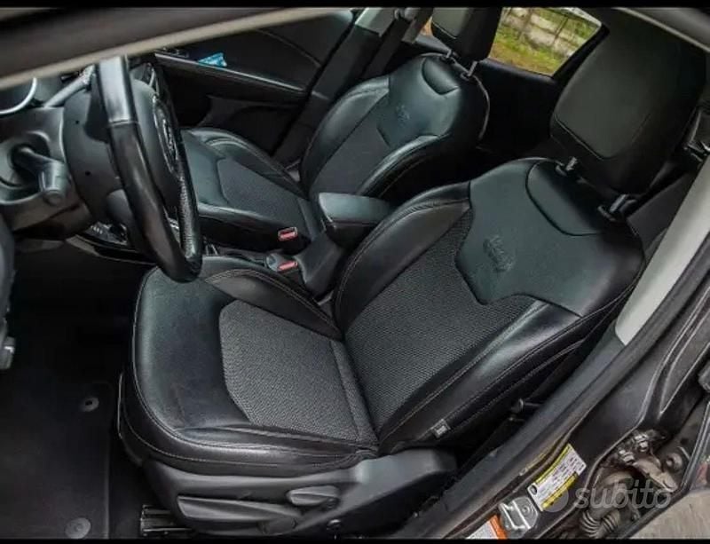 Usata Jeep Compass 140 CV (102 kW) 2019 Nero SUV