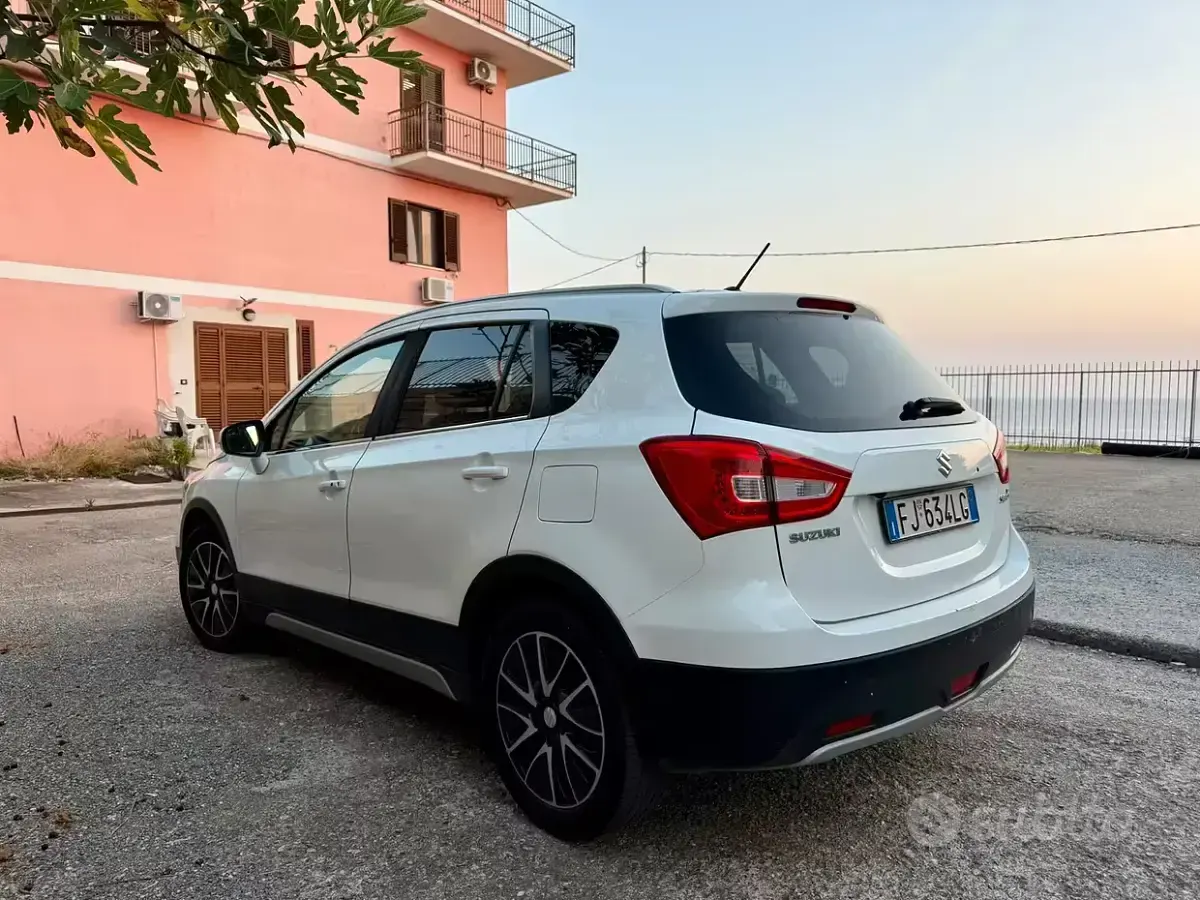 Usata Suzuki SX4 S-Cross 120 CV (88 kW) 2017 Bianco SUV