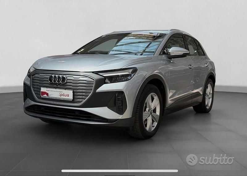 Usata Audi Q4 e-tron 125 kW (170 CV) 2023 Grigio SUV