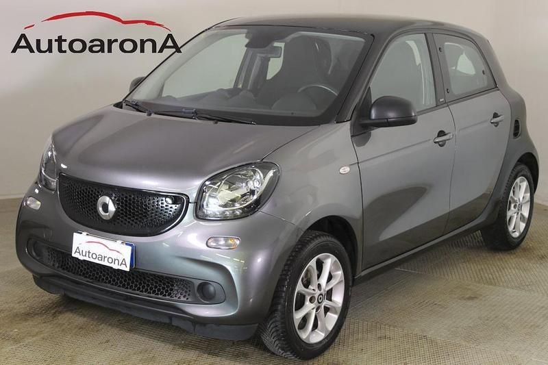 Usata Smart ForFour 90 CV (66 kW) 2018 Grigio Utilitaria