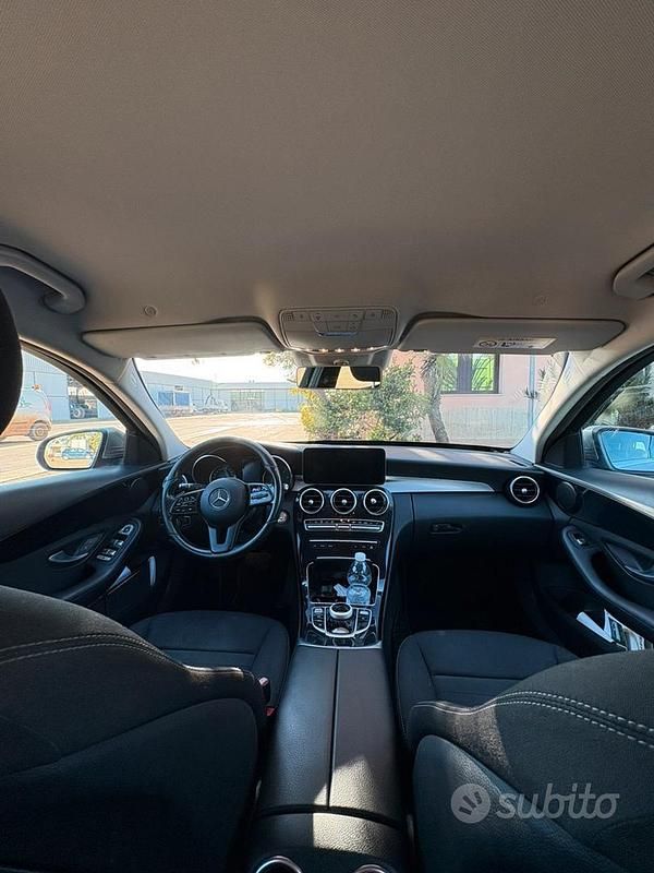 Usata Mercedes C220 194 CV (142 kW) 2018 Grigio Station wagon