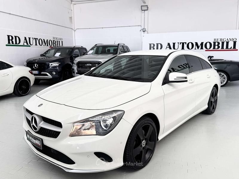 Usata Mercedes CLA200 Shooting Brake Business 136 CV (100 kW) 2017 Bianco Station wagon