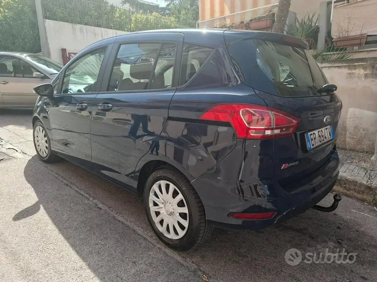 Usata Ford B-MAX 95 CV (69 kW) 2014 Blu Monovolume