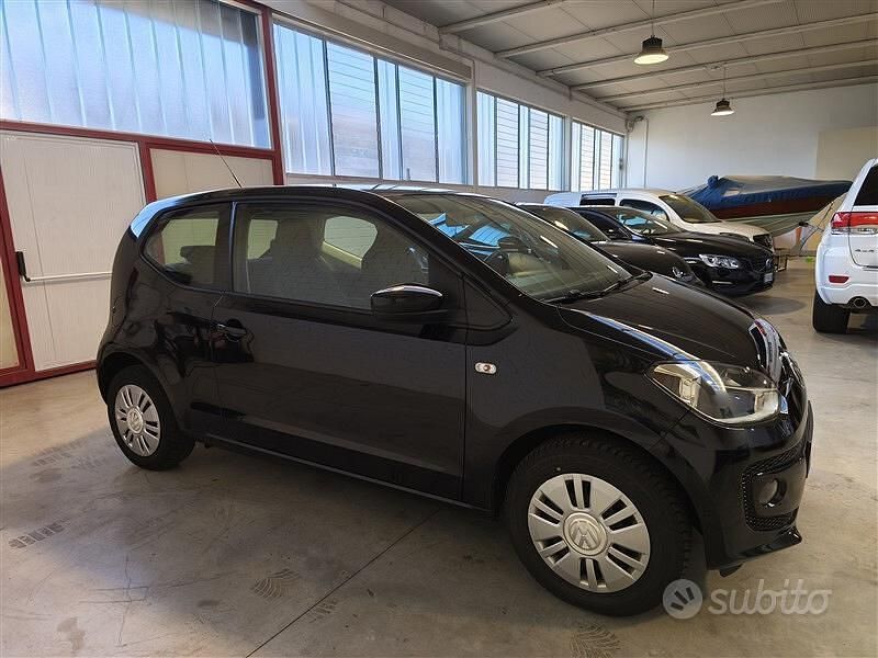 Usata VW up! Move 60 CV (44 kW) 2012 Nero Utilitaria
