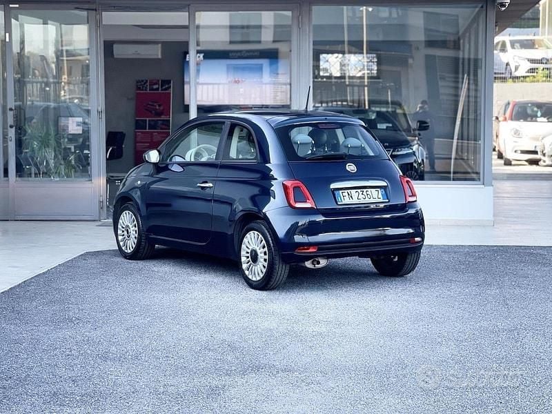 Begagnad Fiat 500 69 HK (50 kW) 2018 Blå Sedan