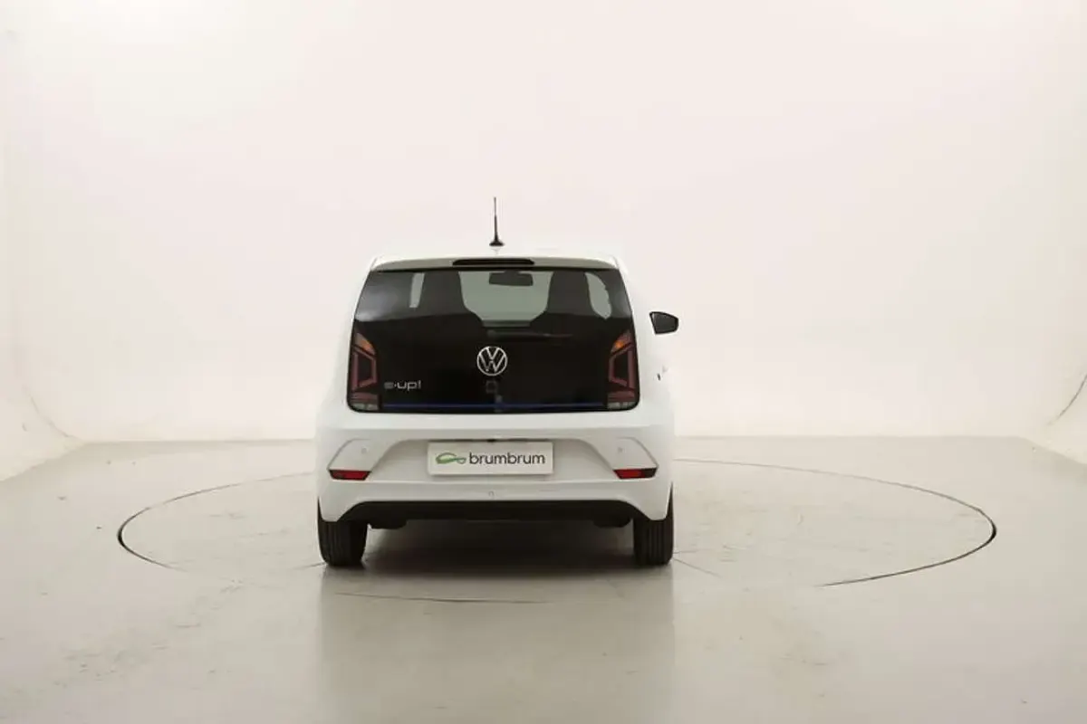 Usata VW e-up! 61 kW (83 CV) 2020 Bianco Utilitaria