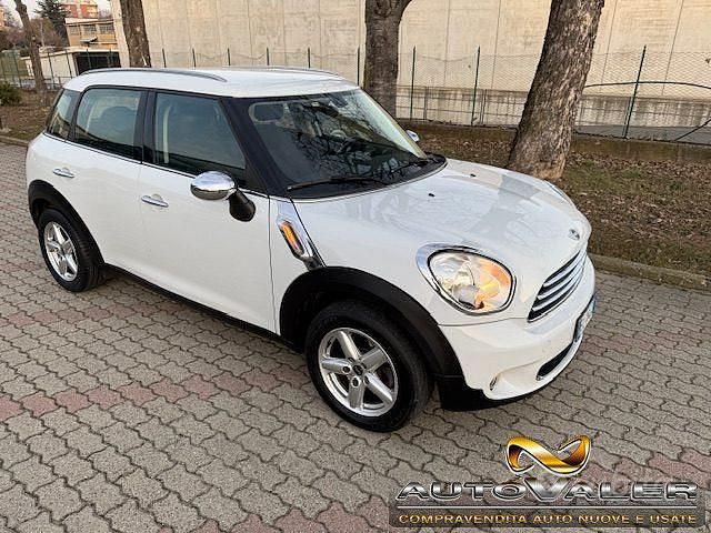 Usata Mini One Countryman 98 CV (72 kW) 2011 Bianco SUV