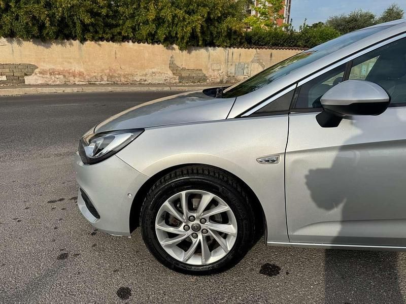 Usata Opel Astra Ultimate 122 CV (89 kW) 2020 Argento Station wagon