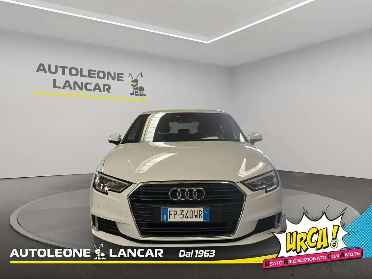 Usata Audi A3 Design 116 CV (85 kW) 2018 Bianco Berlina