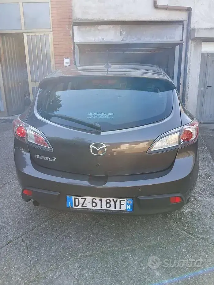 Usata Mazda 3 109 CV (80 kW) 2009 Grigio Berlina