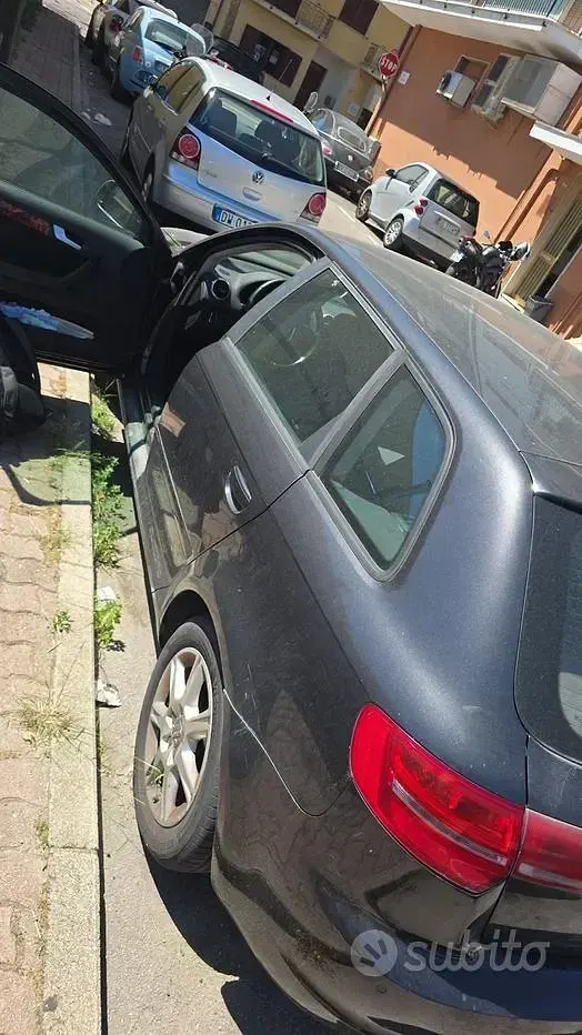 Usata Audi A3 105 CV (77 kW) 2012 Nero Utilitaria