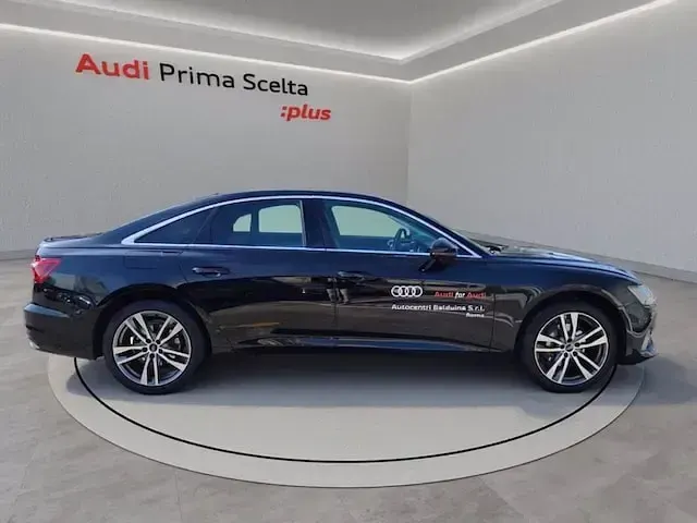 Usata Audi A6 Advanced 265 CV (194 kW) 2024 Nero brillante Berlina
