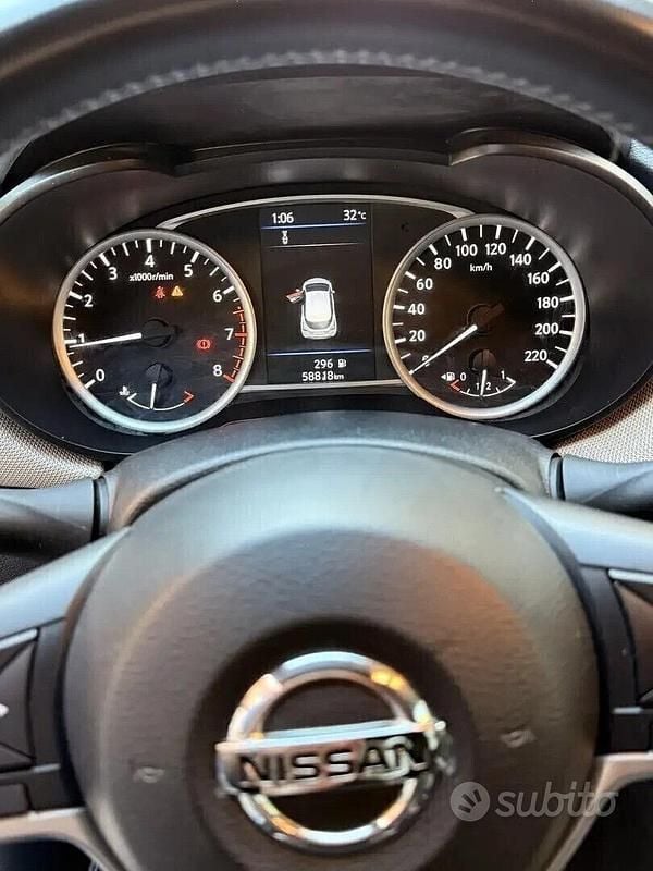 Usata Nissan Micra 70 CV (51 kW) 2018 Grigio Utilitaria