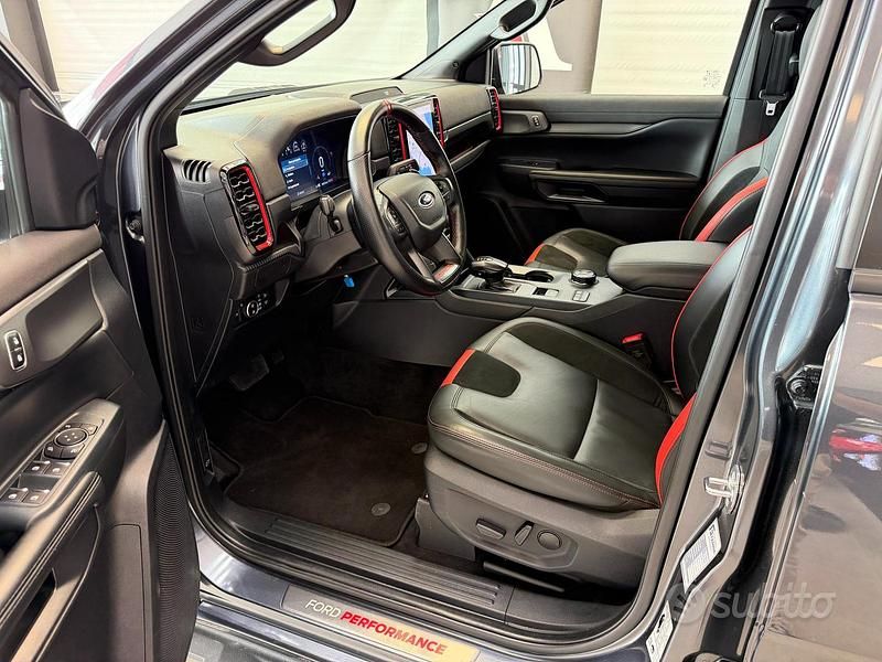 Usata Ford Ranger Performance Edition 210 CV (154 kW) 2024 Grigio Pick-up