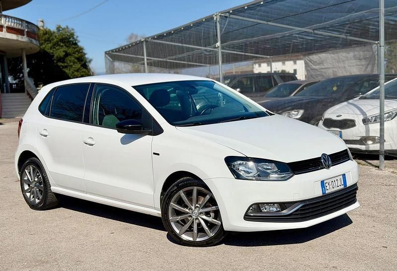 Usata VW Polo 75 CV (55 kW) 2015 Bianco Berlina