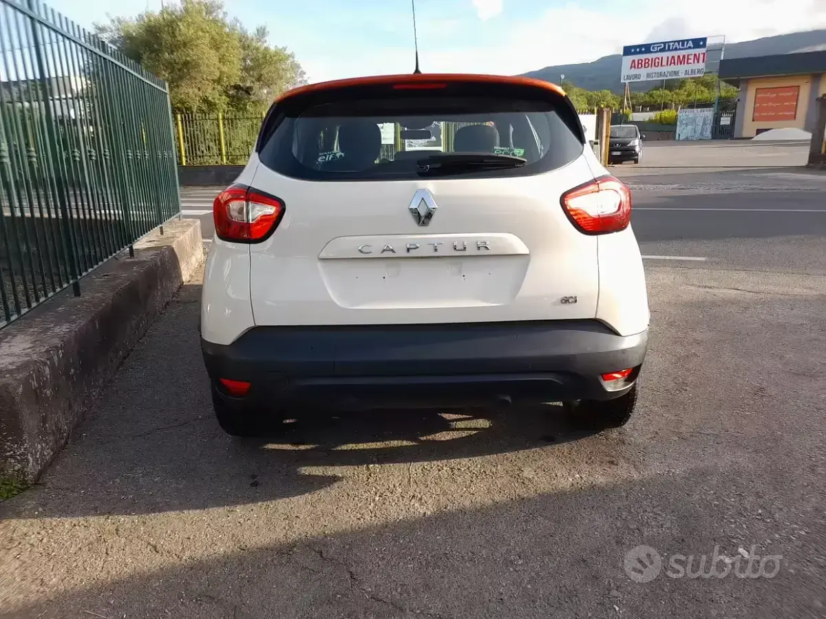 Usata Renault Captur 90 CV (66 kW) 2013 SUV