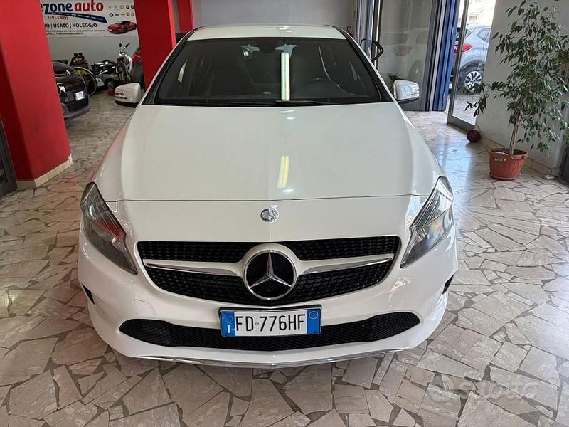 Usata Mercedes A200 Premium 136 CV (100 kW) 2016 Bianco Berlina
