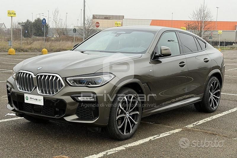 Usata BMW X6 M Sport 286 CV (210 kW) 2021 Verde SUV