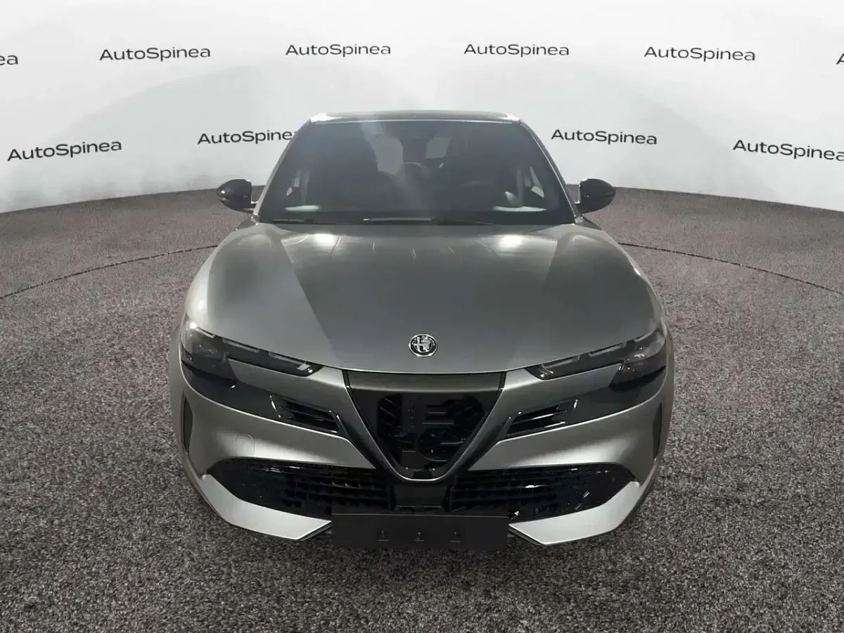 Nuova Alfa Romeo GT Junior Edizione Speciale 145 CV (106 kW) 2026 Grigio SUV