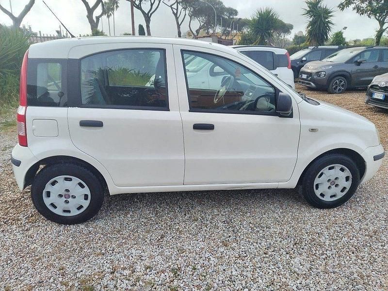 Usata Fiat Panda Active 69 CV (50 kW) 2011 Bianco Utilitaria