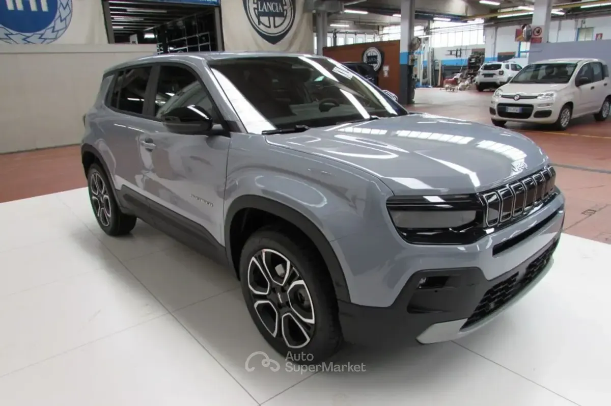 Ny Jeep Avenger Summit 101 HK (74 kW) 2026 Grå SUV