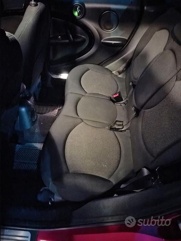 Brugt Mini Cooper 111 HK (81 kW) 2017 Rød Hatchback