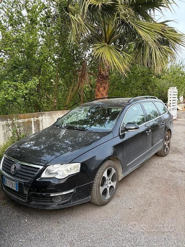 Usata VW Passat Highline 140 CV (102 kW) 2007 Nero Station wagon