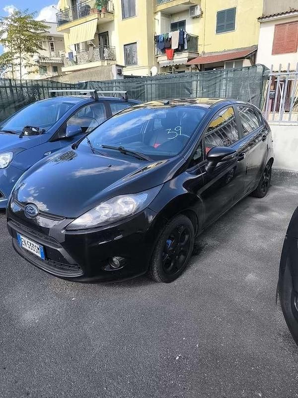 Usata Ford Fiesta Titanium 60 CV (44 kW) 2012 Other Berlina