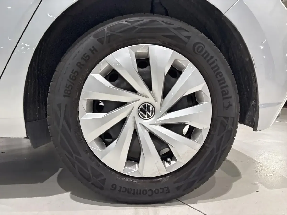Usata VW Polo 80 CV (58 kW) 2021 Grigio Utilitaria