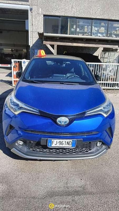 Blu/azzurro Usata 2017 Toyota C-HR Lounge SUV | 15.950 € (Buon prezzo) - Immagine 1/4