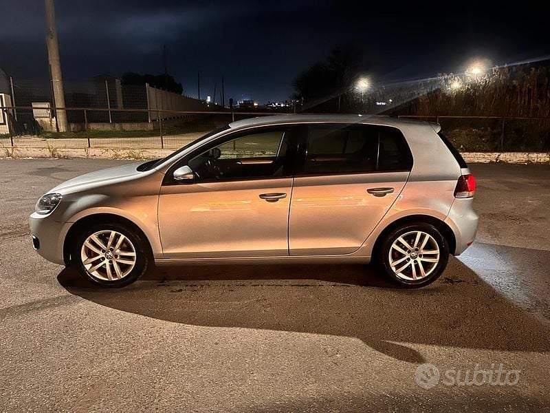 Usata VW Golf VI Highline 140 CV (102 kW) 2009 Grigio Utilitaria