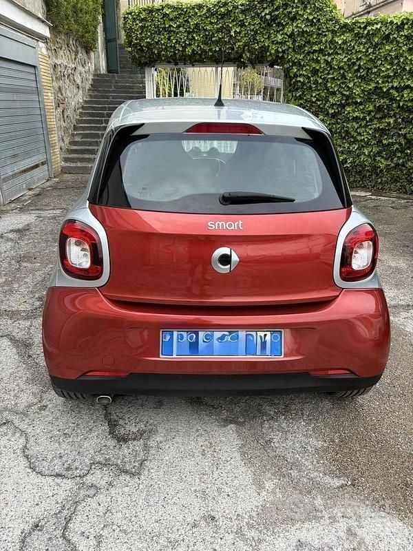 Usata Smart ForFour Passion 90 CV (66 kW) 2018 Utilitaria